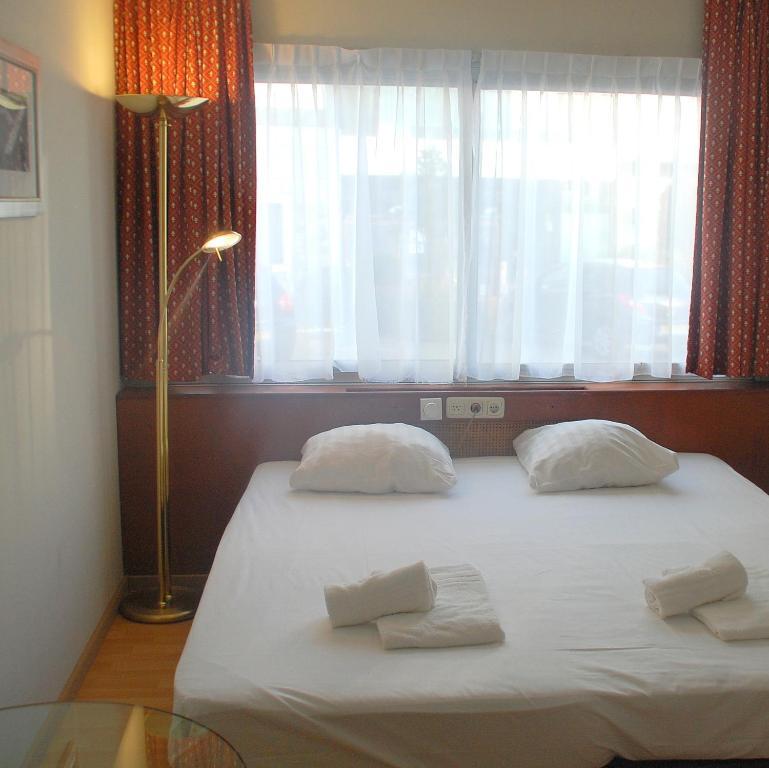 Budget Hostel Bargain Toko Amsterdam Oda fotoğraf