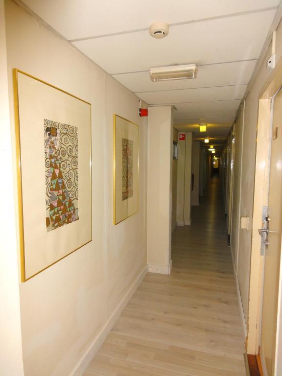 Budget Hostel Bargain Toko Amsterdam Dış mekan fotoğraf