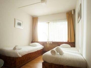 Budget Hostel Bargain Toko Amsterdam Dış mekan fotoğraf